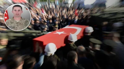 Hakkari'de meydana gelen olayda, hudut geçişine müdahale eden bir asker,
