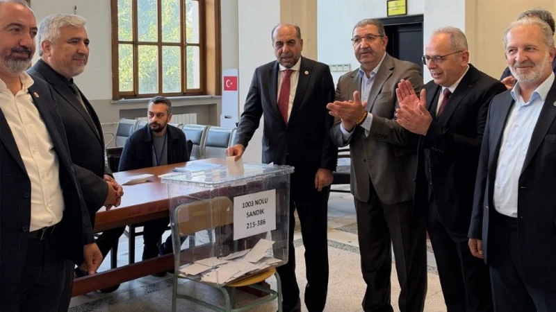 İstanbul 2 No’lu Barosu'nda başkanlık seçimleri sona erdi. Rıza Saka,