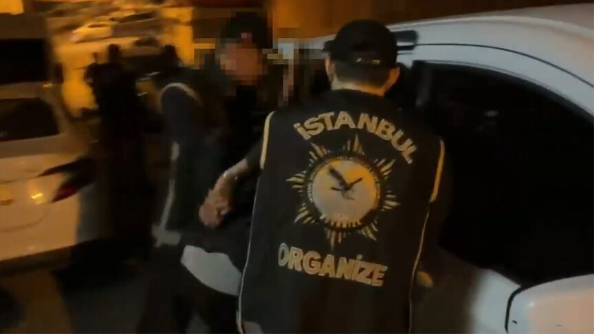 İstanbul'da gerçekleştirilen geniş çaplı operasyonda, suç örgütüne mensup 12 kişi