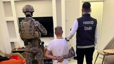 Almanya tarafından uluslararası düzeyde aranan uyuşturucu şüphelisi İzmir'de yakalandı. Valmir