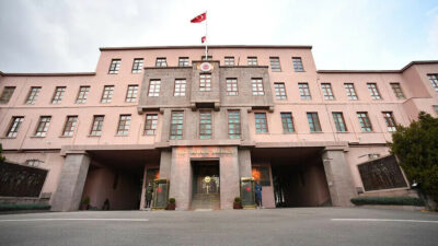 Pençe-Kilit operasyonu sırasında yaşanan silah kazasında Uzman Çavuş Aslan şehit