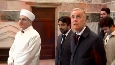 Mark Carney, İstanbul'da Kariye Camii'ni ziyaret ederek tarihi eserler hakkında