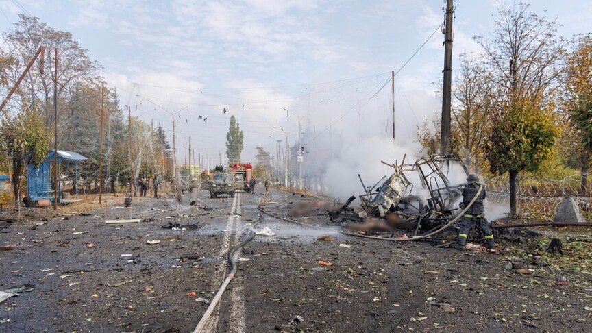 Ukrayna'da meydana gelen hava saldırısında bir yolcu otobüsü hedef alındı,