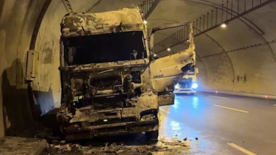 Kuzey Marmara Otoyolu'nda tünelde meydana gelen TIR yangını, ulaşımda aksamalara