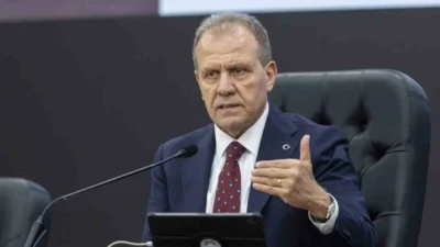 Mersin'de yapılan yolsuzluk soruşturmasında 3 belediye başkanı ile birlikte toplam