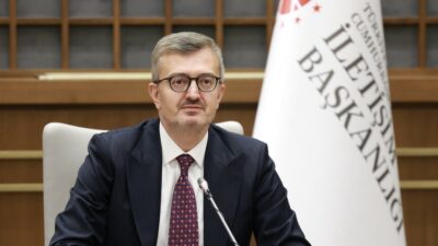 Cumhurbaşkanlığı İletişim Başkanı Duran, Savunma sanayisinin öncüsü Özdemir Bayraktar'ı vefatının