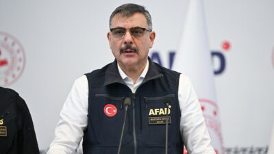 İstanbul'da etkili olan sağanak yağışlar sonrası hayatını kaybedenler oldu. Afetle