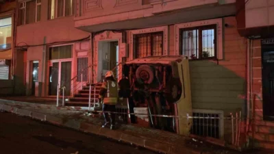 İstanbul Şişli'de panelvanın apartman boşluğuna düşmesi, pazar yerinin tehlikelerini gündeme