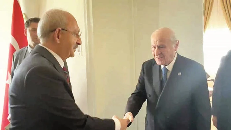 TBMM'de meydana gelen sürpriz görüşme, siyaset dünyasında ilgiyle karşılandı. Kılıçdaroğlu