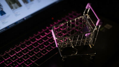 Ticaret Bakanlığı, kasım ayı indirim kampanyalarını incelemek üzere harekete geçti.