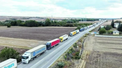 Schengen Bölgesi'ndeki kalış kuralı Türk TIR şoförlerini sorunlarla karşı karşıya