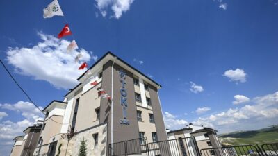 TOKİ'nin başlattığı yüzde 25 indirim kampanyası büyük ilgi görüyor. Başvurular