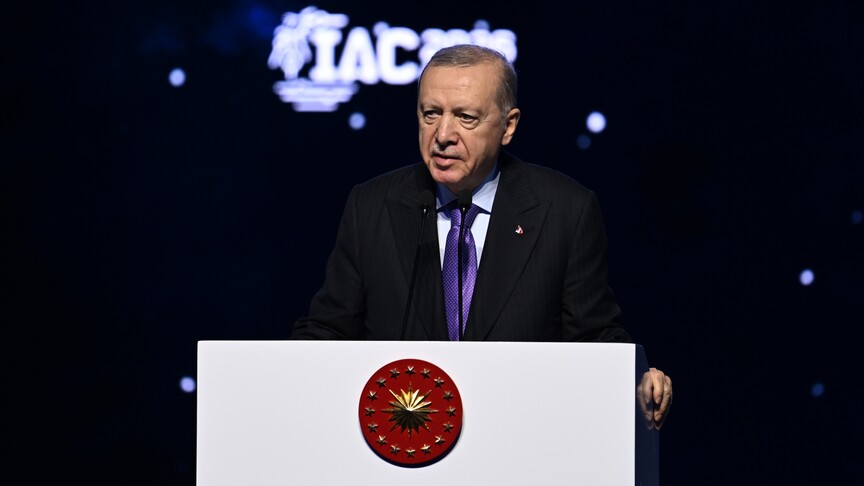 Cumhurbaşkanı Erdoğan, Türkiye'nin ev sahipliğinde düzenlenen Uluslararası Uzay Kongresi'nde uzay