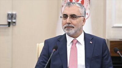Bakan Işıkhan, Türkiye-Belçika ilişkilerinin kazan-kazan anlayışıyla güçlendirileceğini belirtti. Türk toplumu,