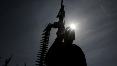 Yemen'in Taiz bölgesinde düzenlenen 71 saldırıda, Husi militanlarının etkinliğini kaybettiği