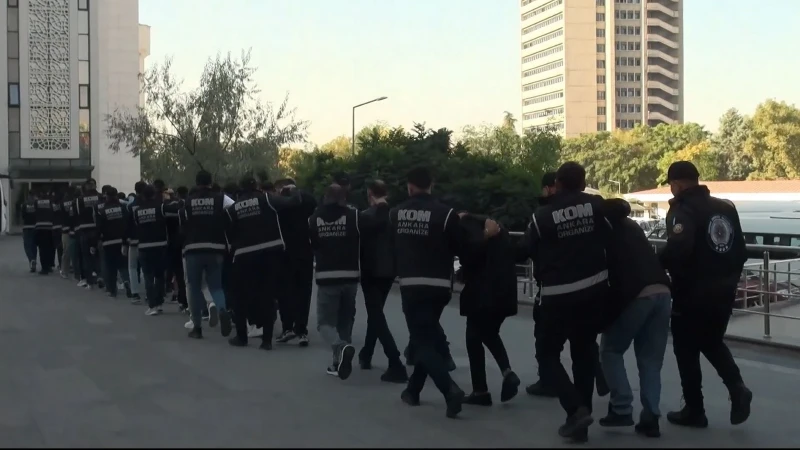 14 ilde gerçekleştirilen operasyonda 31 kişi gözaltına alındı, 20'si tutuklandı.