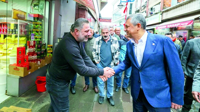 Yeni Parti milletvekilleri, Anadolu'da saha ziyaretleriyle vatandaşlarla buluşarak bilinirlik sorununu