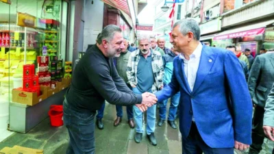 Yeni Parti milletvekilleri, Anadolu'da bilinirlik sorunuyla karşılaştı. Metropol kentlerdeki başarı,